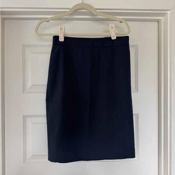 Banana Republic Black Pencil Skirt - Picture 1 of 4